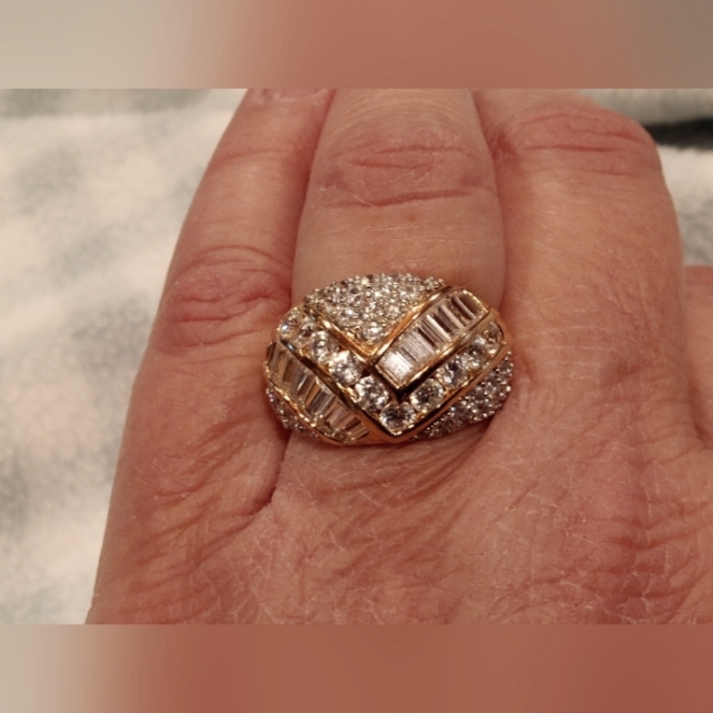 925 sterling silver gold washed sparkling CZ cocktail ring. Size 7.75